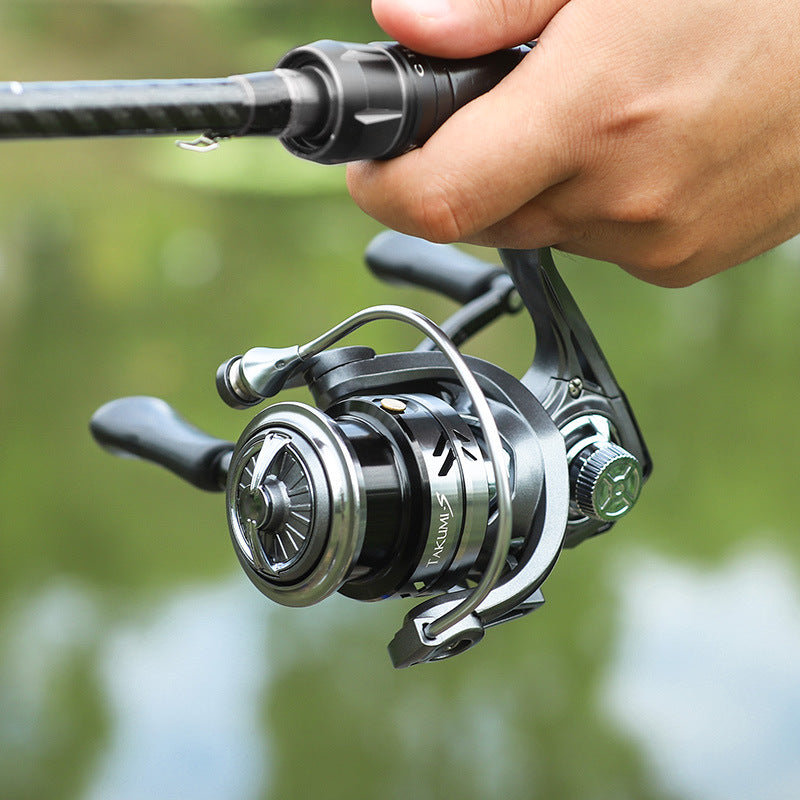 Metal Fishing Reel with Dual Grip for Light Tackle